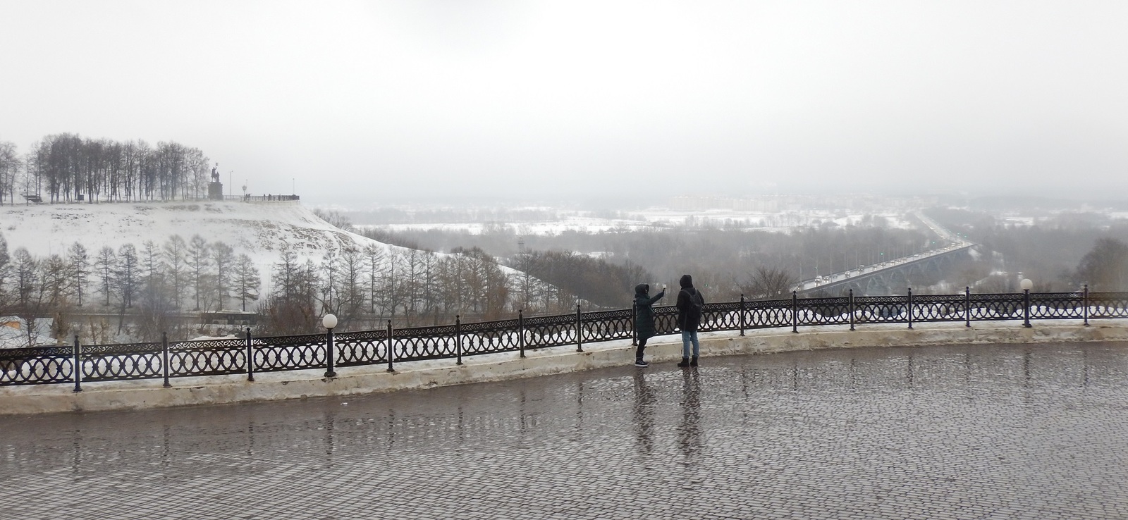 A new observation platform was made in Vladimir - My, Панорама, Vladimir, The photo, Landscape, Travels, Rain, Winter