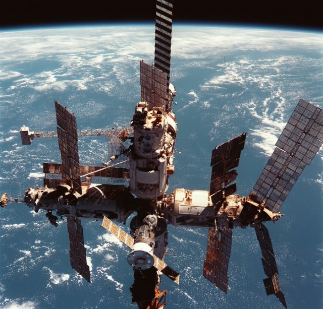 A country that has gone down in history: The history of the Mir space station - Story, Space, the USSR, Peace, Longpost