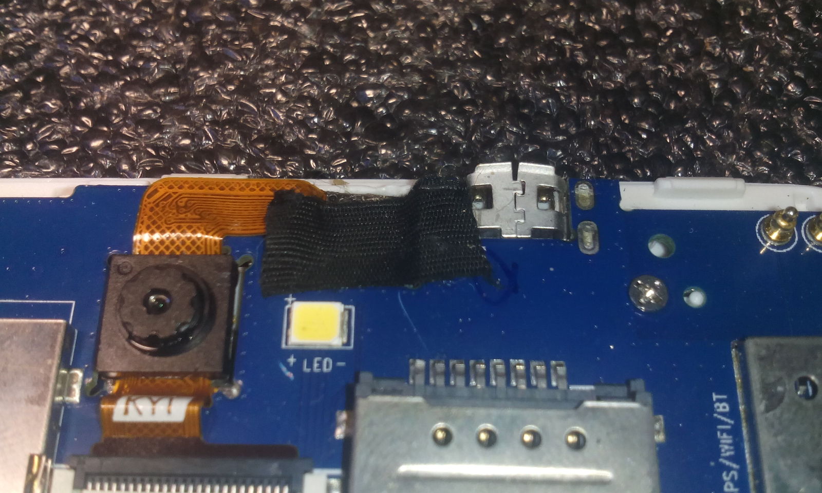 Отвалился Micro USB, как заменить на провод USB?