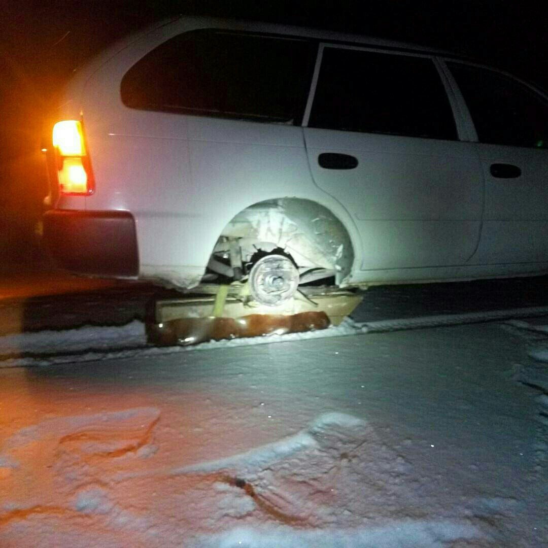 The driver of the Toyota Corolla on the winter track in Yakutia broke the rear axle. - Yakutia, crazy hands, Not mine, Track, Longpost, 