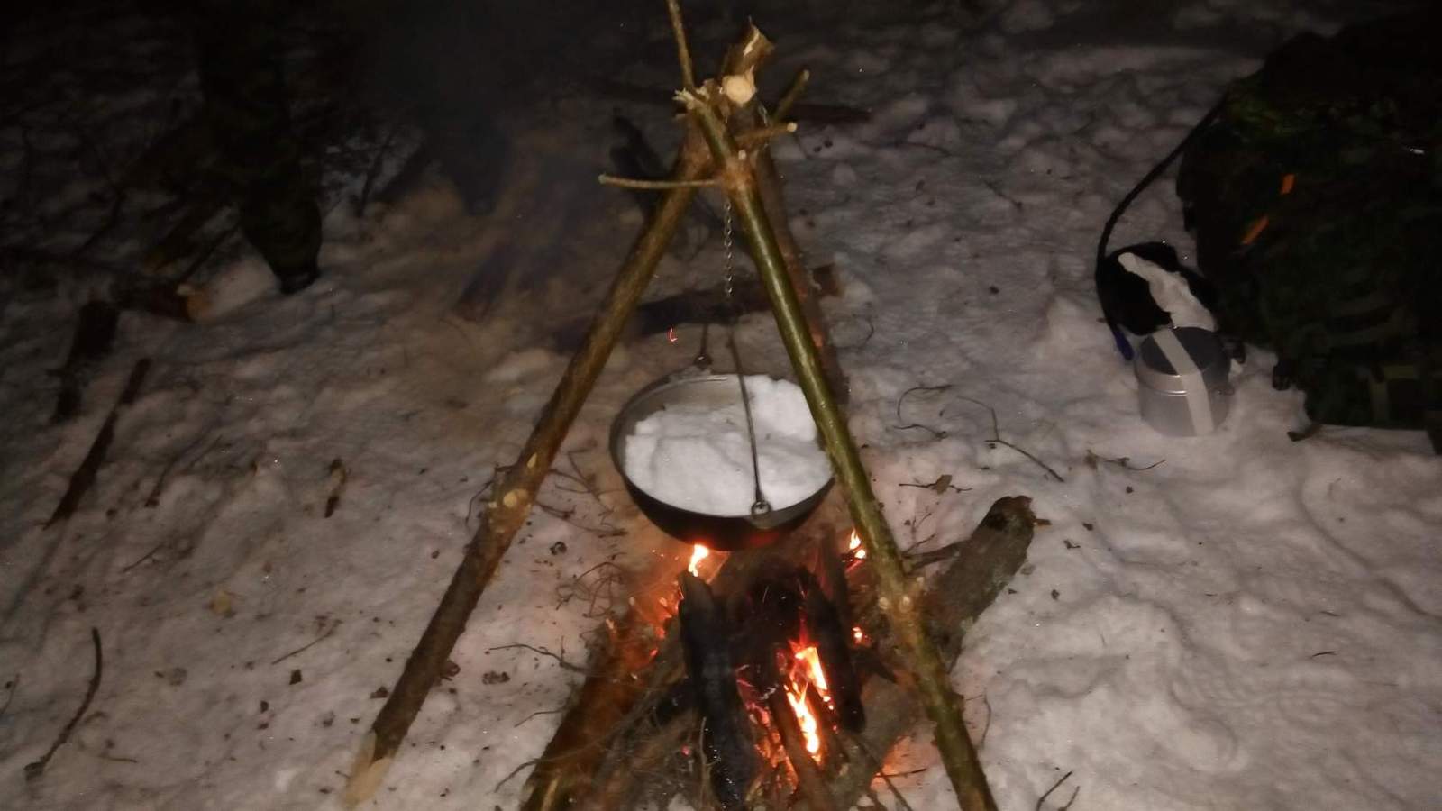 Camping overnight, cooking buckwheat porridge, - My, , , Bonfire, Tourism, Forest, Winter, Fire, Longpost