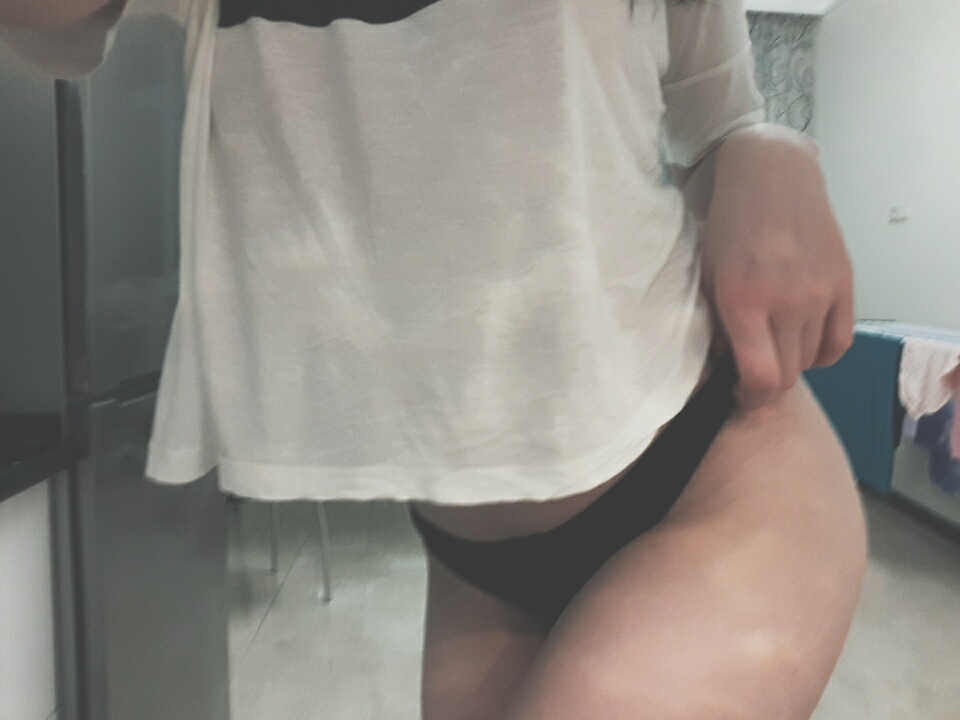 Selfie :) - NSFW, My, Underpants, Booty, Selfie, Nothing unusual, Homemade, Strawberry, Longpost