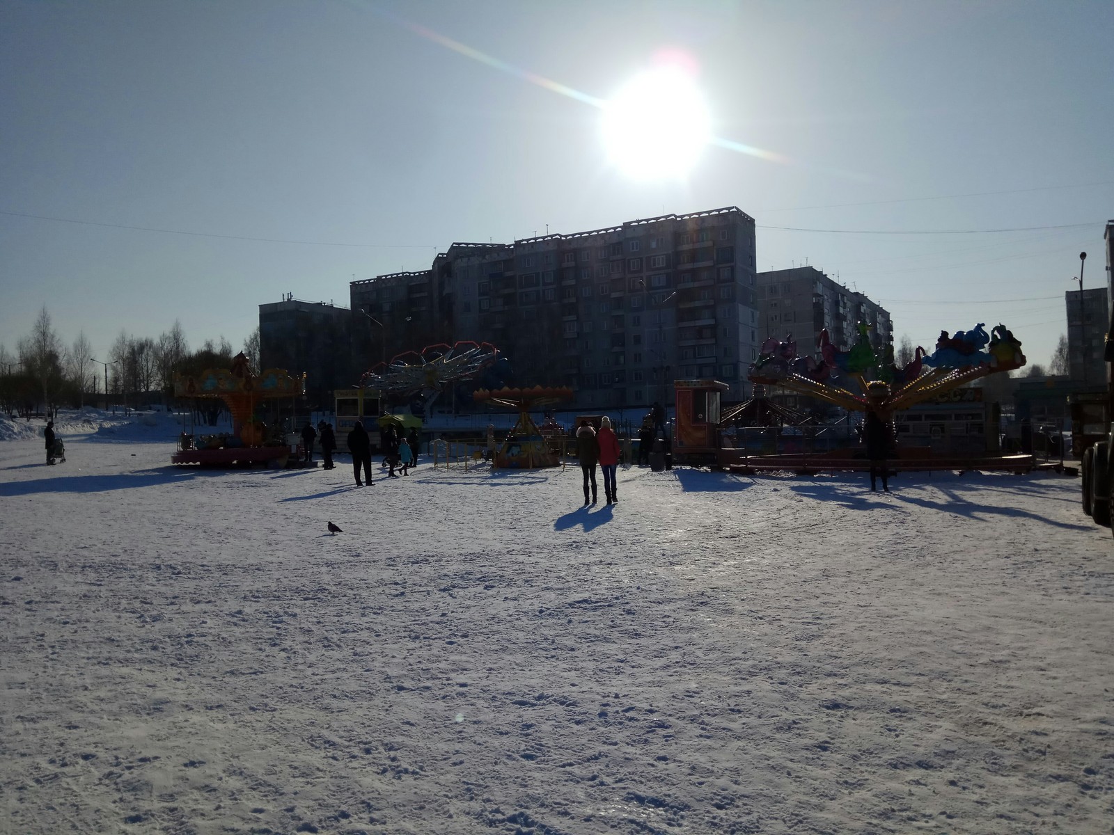 For those who have not yet chapped lips this winter! Only on March 8 and only in Novokuznetsk! - My, March 8, Novokuznetsk, Carousel