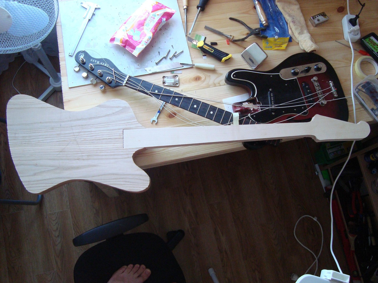 Handmade bass guitar - My, Bas-guitar, Handmade, Sound, Longpost