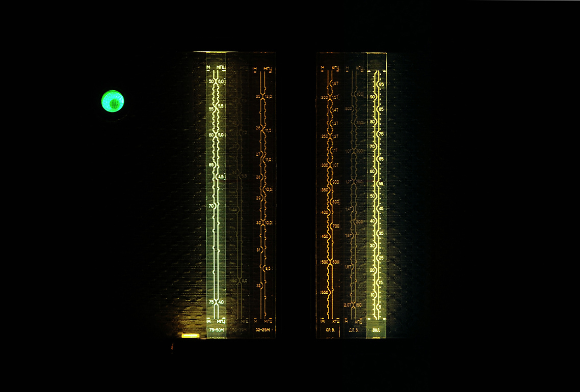 О, дивный новый «Мир»! Восстановление советской радиолы | Пикабу