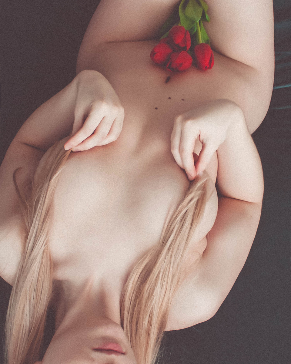 Traditional photo with flowers - NSFW, My, Girls, Strawberry, Jackals, Homemade, March 8, Flowers, My, Longpost