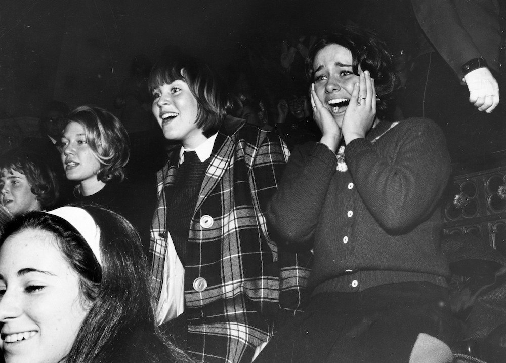 Beatles fans in London and New York, 1964. - Historyporn, The beatles, English language, New York, 1964, Longpost