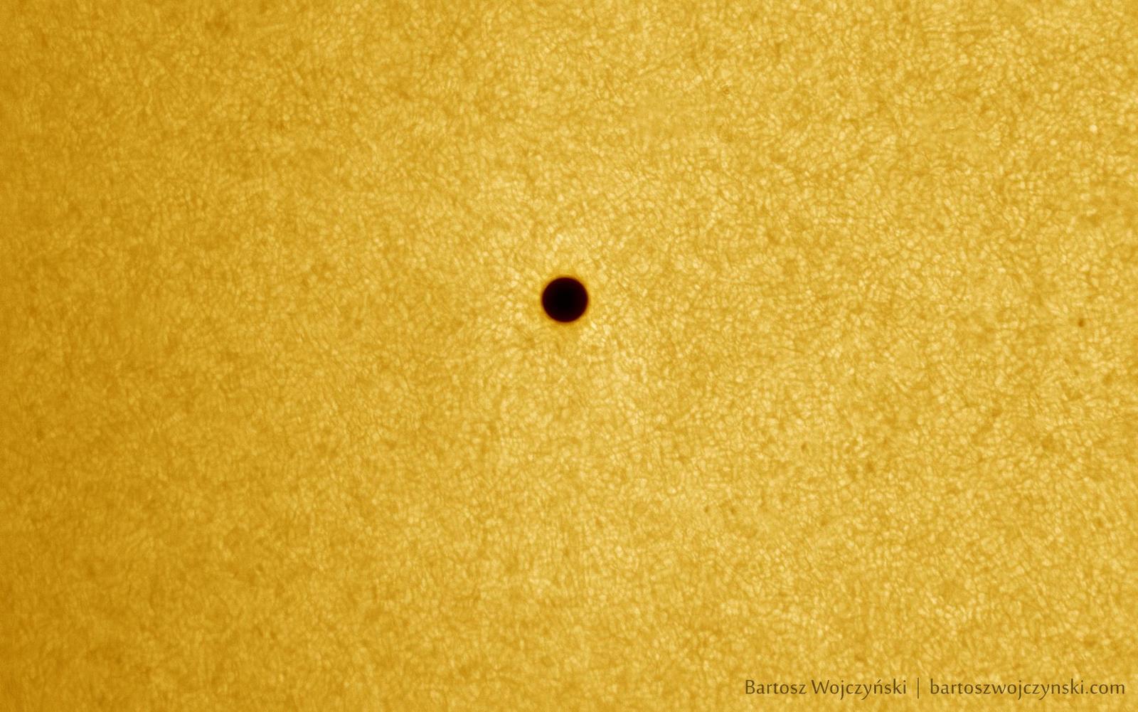 Mercury against the background of the Sun - The sun, Mercury, Space