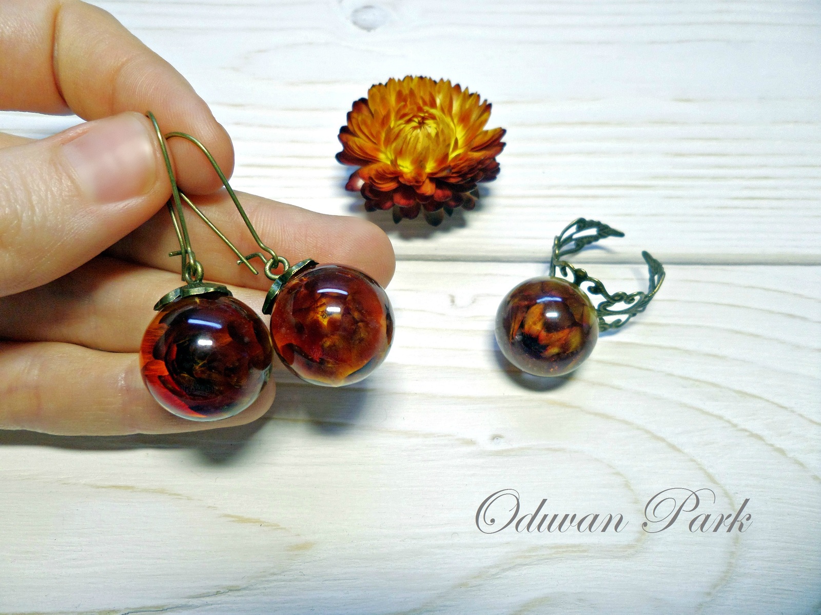 Earrings with a summer touch... - My, Epoxy resin, Handmade, Decoration, Fair of Masters, Оригинально, Handmade, Longpost