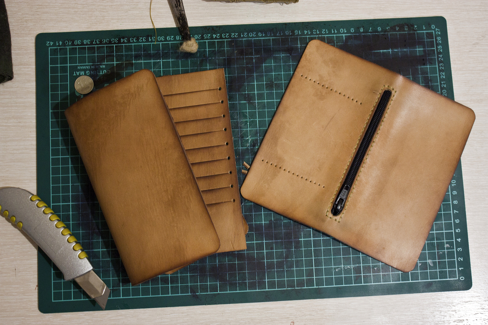 Handmade leather wallet - My, Handmade, , Wallet, Hobby, Longpost