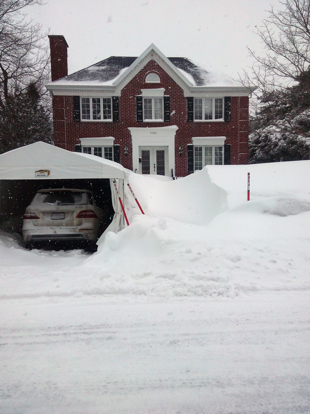 Snow Storm Stella or Canadian Spring (March 15, 2017) - My, Canada, Blizzard, Quebec, , Snow, Spring, Winter, Longpost