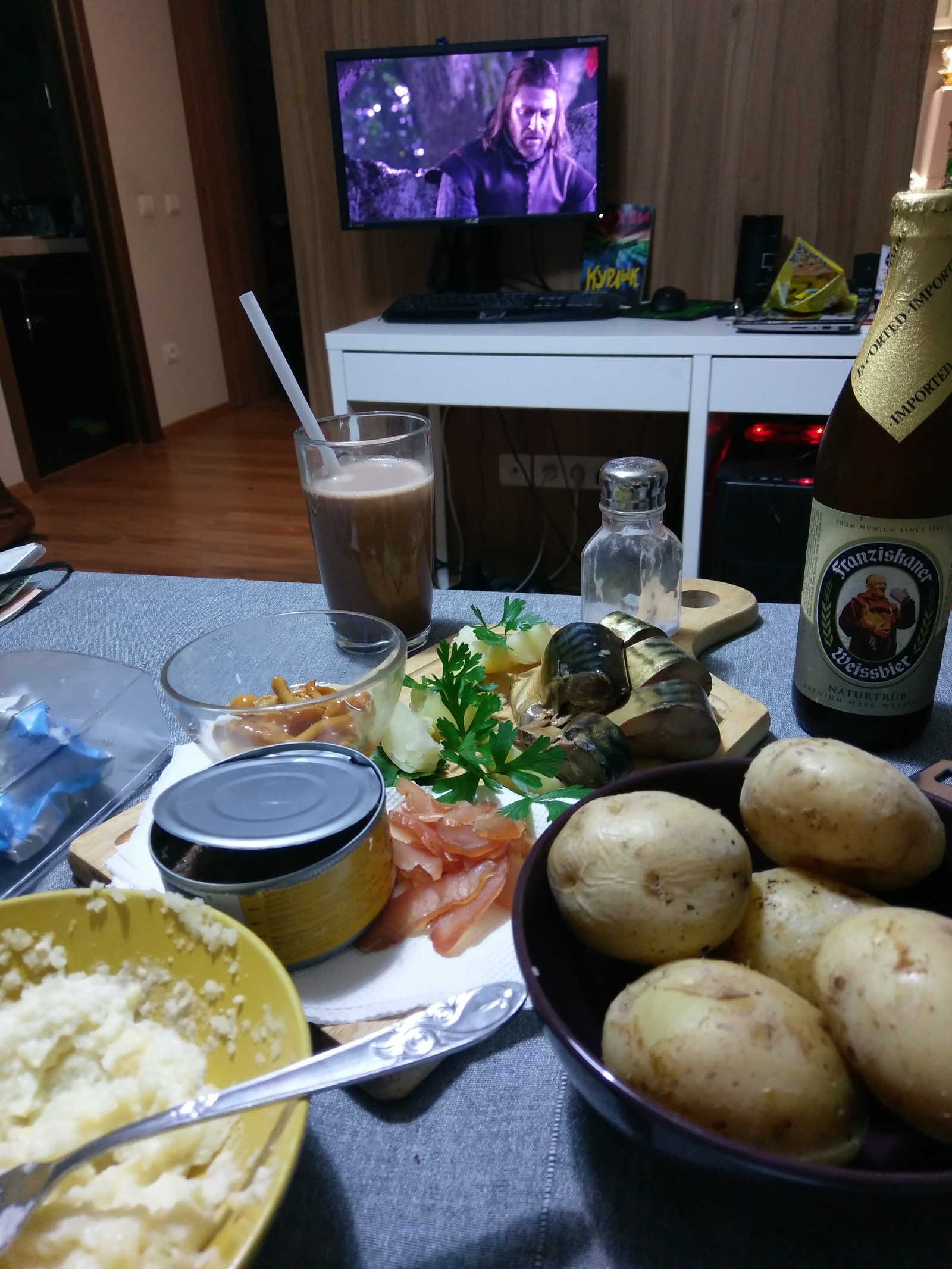 Dinner for two alcoholics. - Snack, Beer, Dinner, Canvas, Painting, Oil painting, Butter, Artist, Longpost