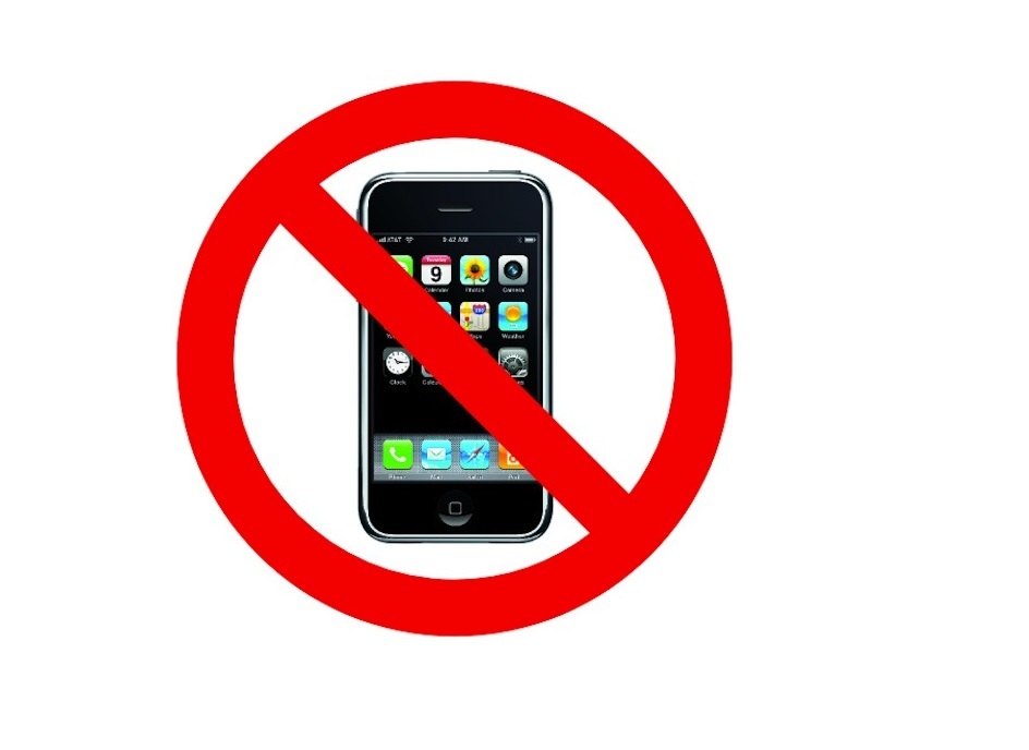Фотка убери телефон. Сотовые телефоны запрещены. Выключите мобильные телефоны. Знак телефон запрещен. Пользоваться телефоном запрещено.