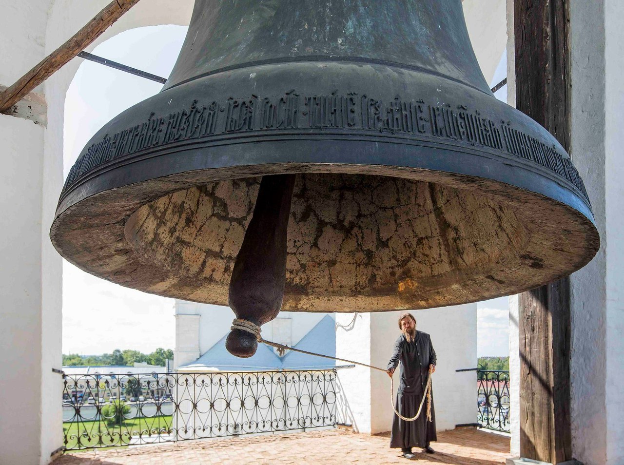 Bell ringer - Bells, Temple, Orthodoxy