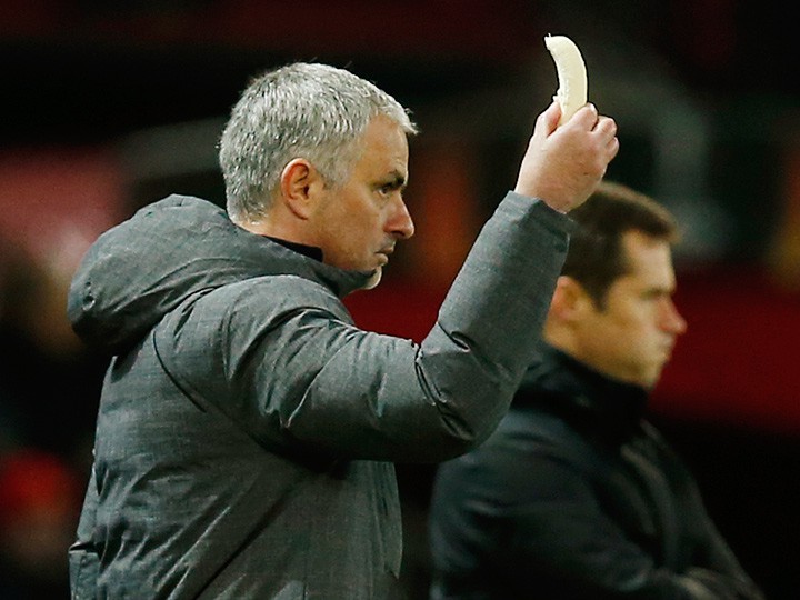 Manchester United winning banana) - My, Football, Europa League, Banana, Manchester United, Rostov-on-Don, Champions League, Jose Mourinho, Humor