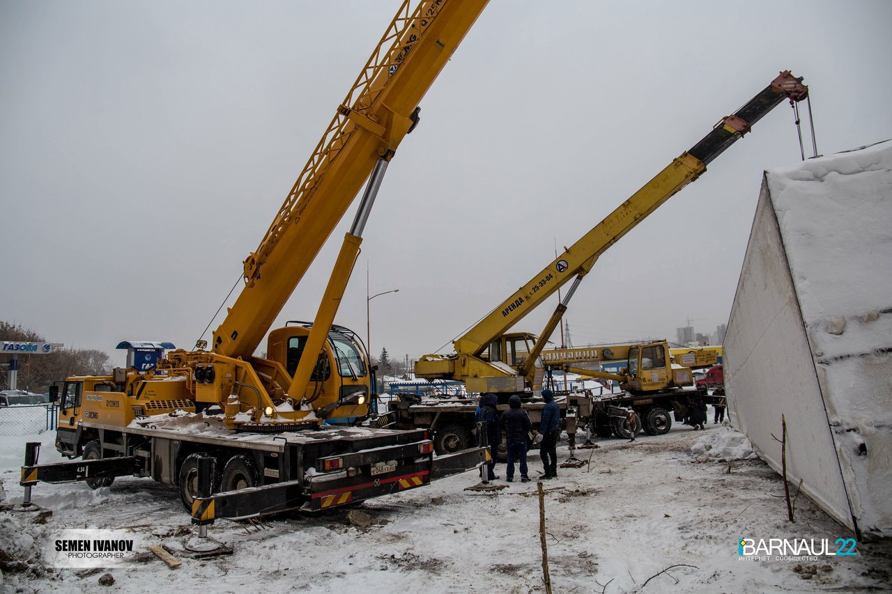 Good post. The story of helping the driver of a truck that overturned in Barnaul - Kindness, Barnaul, Car, Longpost