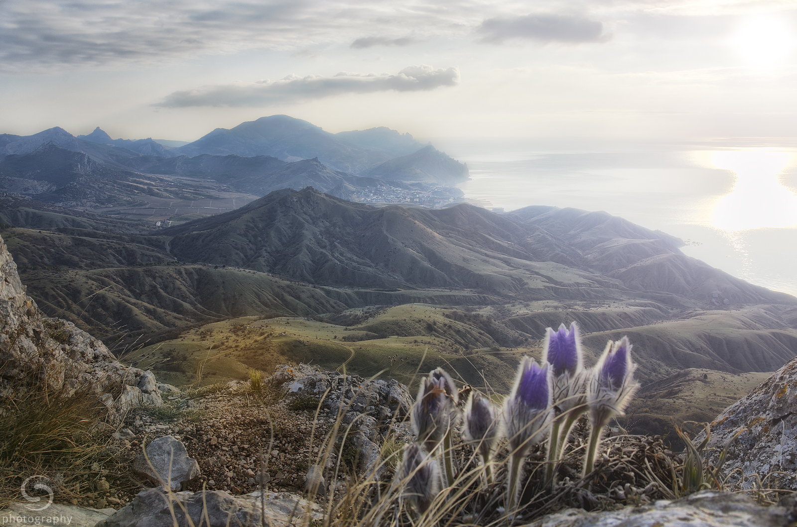 The sun is rising over Fox Bay.. - My, Crimea, Fox Bay, dawn, The mountains, Sea, Travels