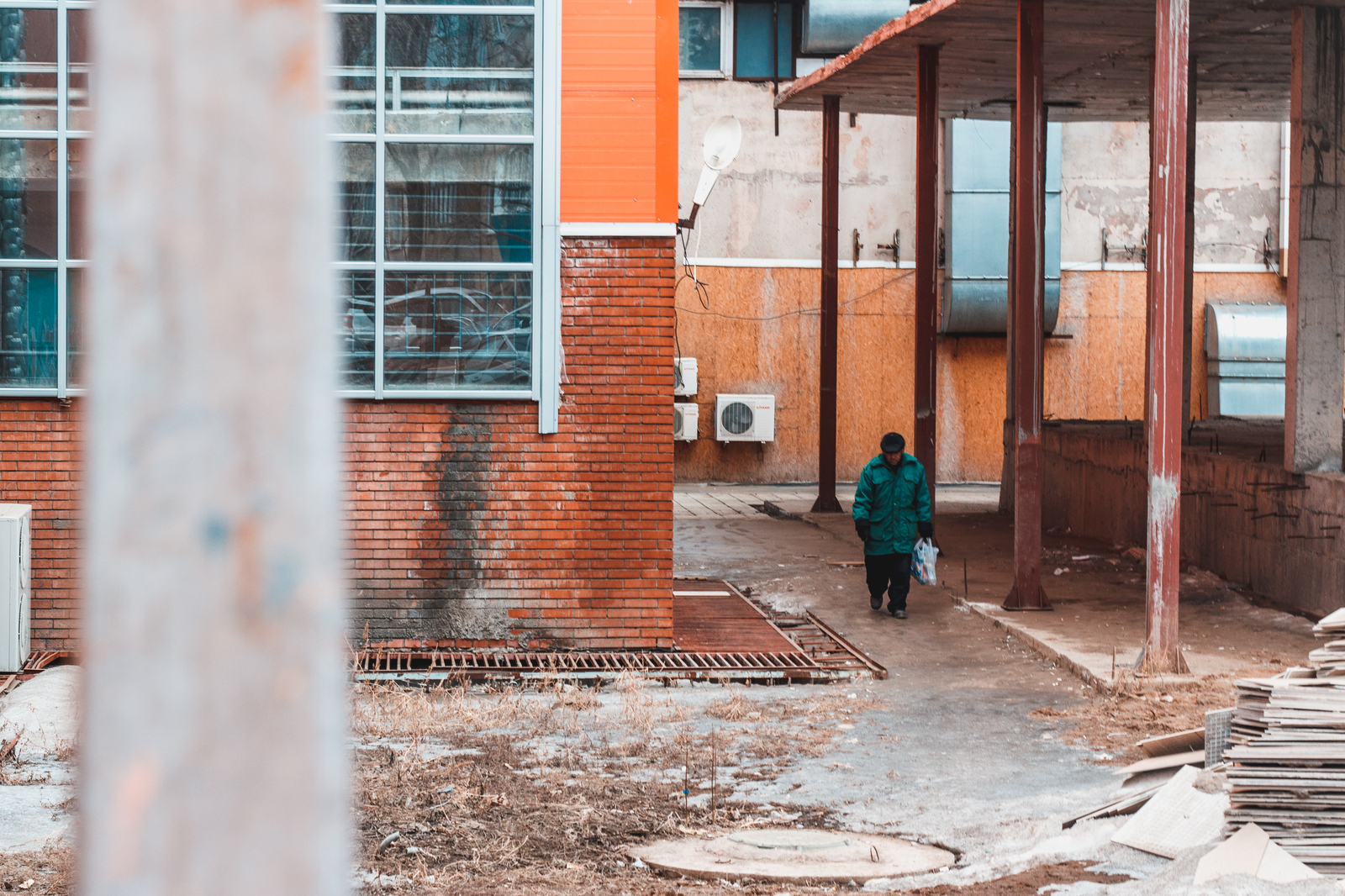 Street photo, or so I see - My, Canon, Lightroom, , Kazakhstan, Uralsk, The photo, Longpost