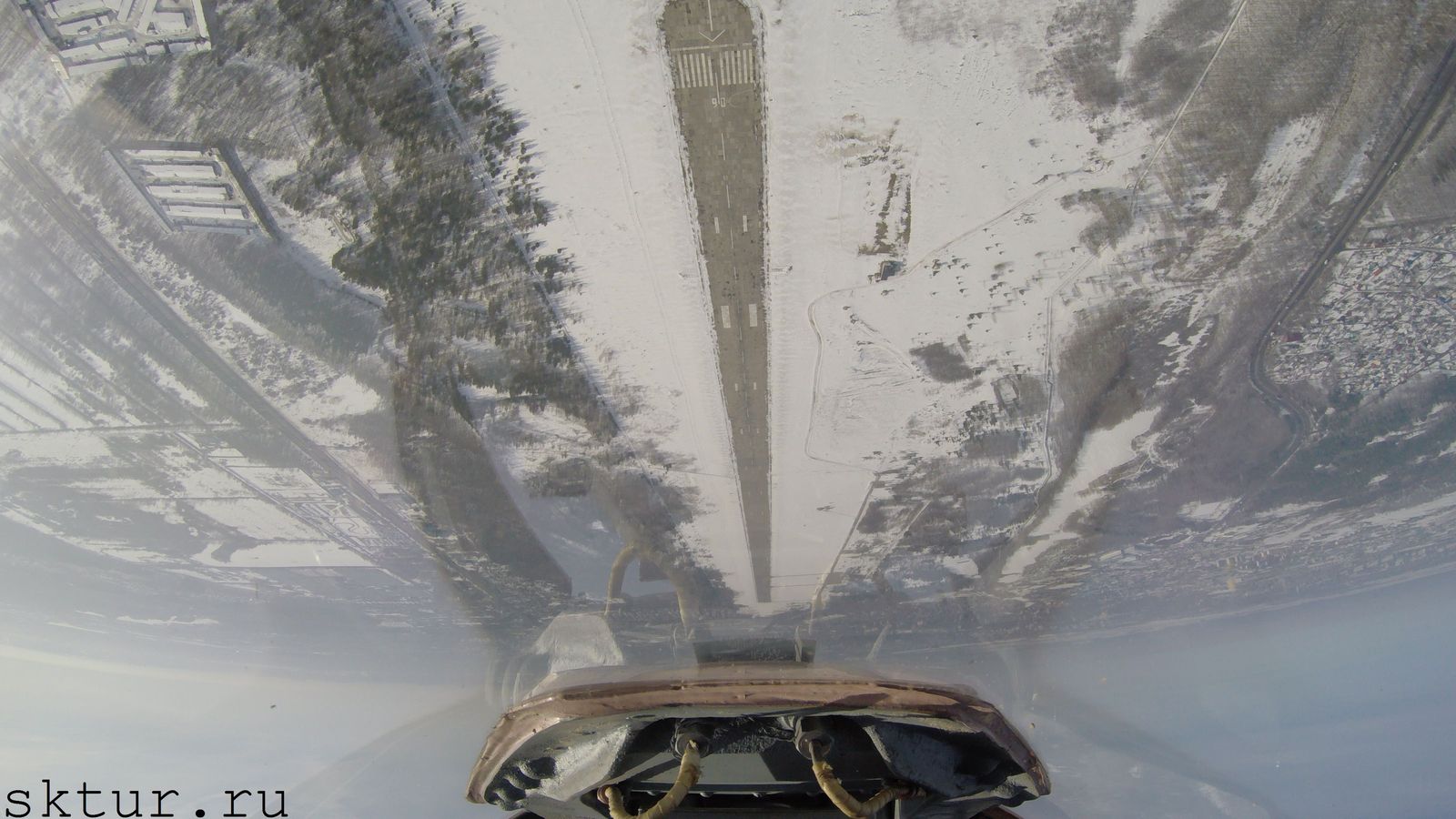 Inverted flight over the runway on the MiG-29 (Nizhny Novgorod) - My, MiG-29, Aviation, Extreme, Nizhny Novgorod