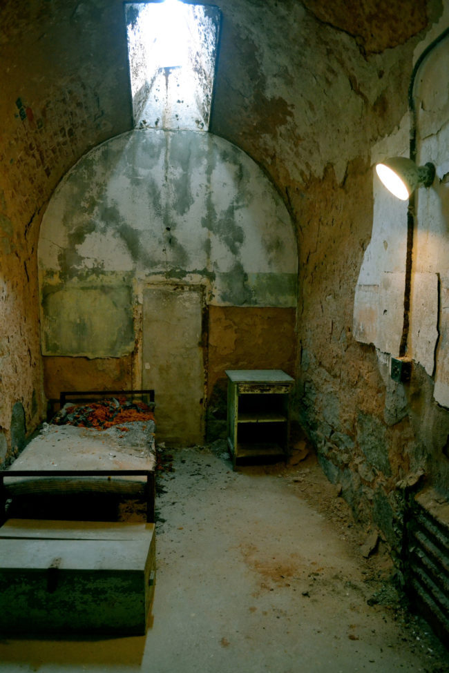 The prison in which Al Capone was imprisoned. - Al capone, Prison, Gangsters, Longpost