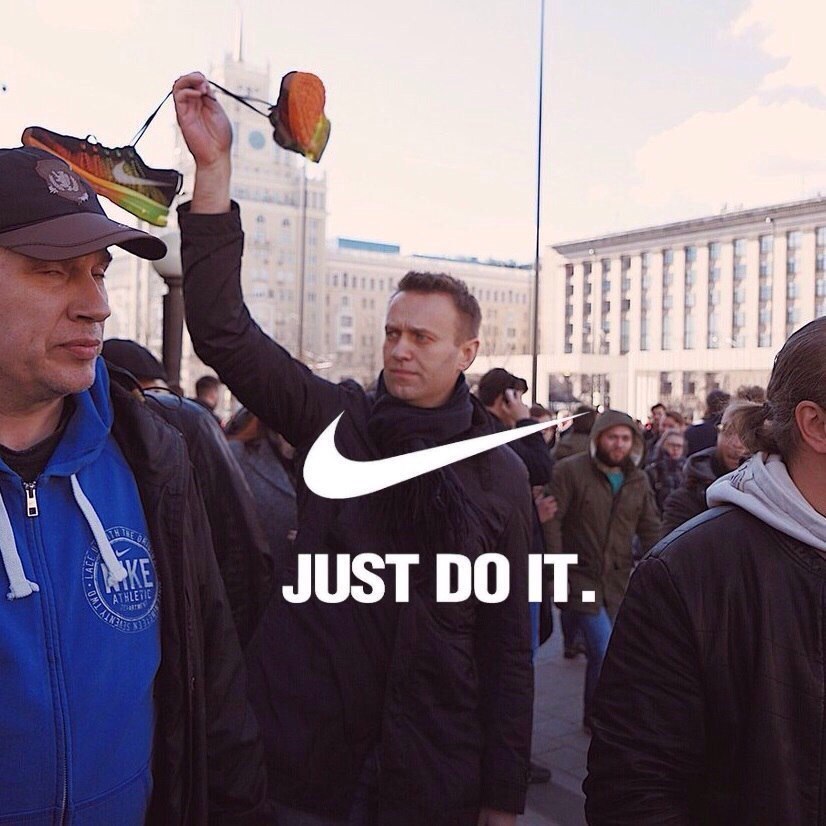 some advertising - Alexey Navalny, Rally, Politics