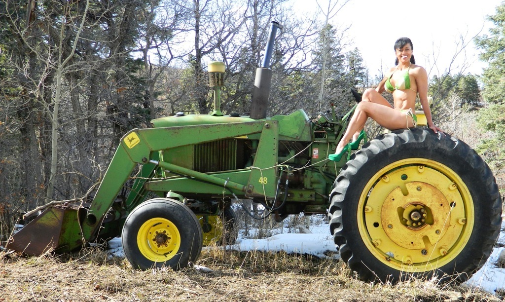 Ukrainian hackers hacked American tractors - Hackers, John Deere, USA, Tractor, 