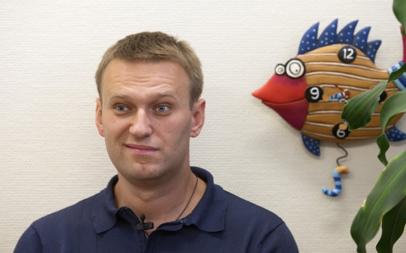 Don't hide your money in banks and corners... - Alexey Navalny, FBK, Money, Twitter, Voice of Mordor, Politics