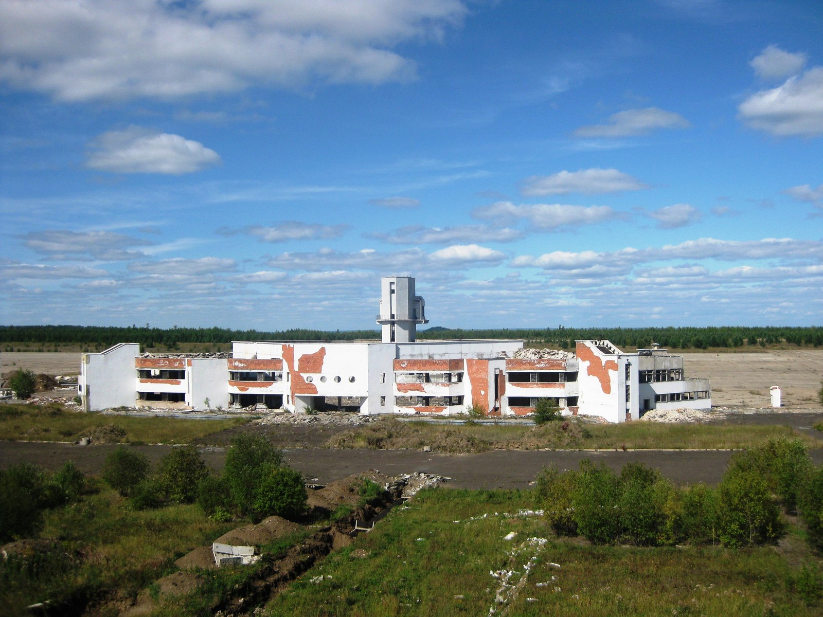 A selection of provincial airports - The airport, Provinces, Airplane, Longpost