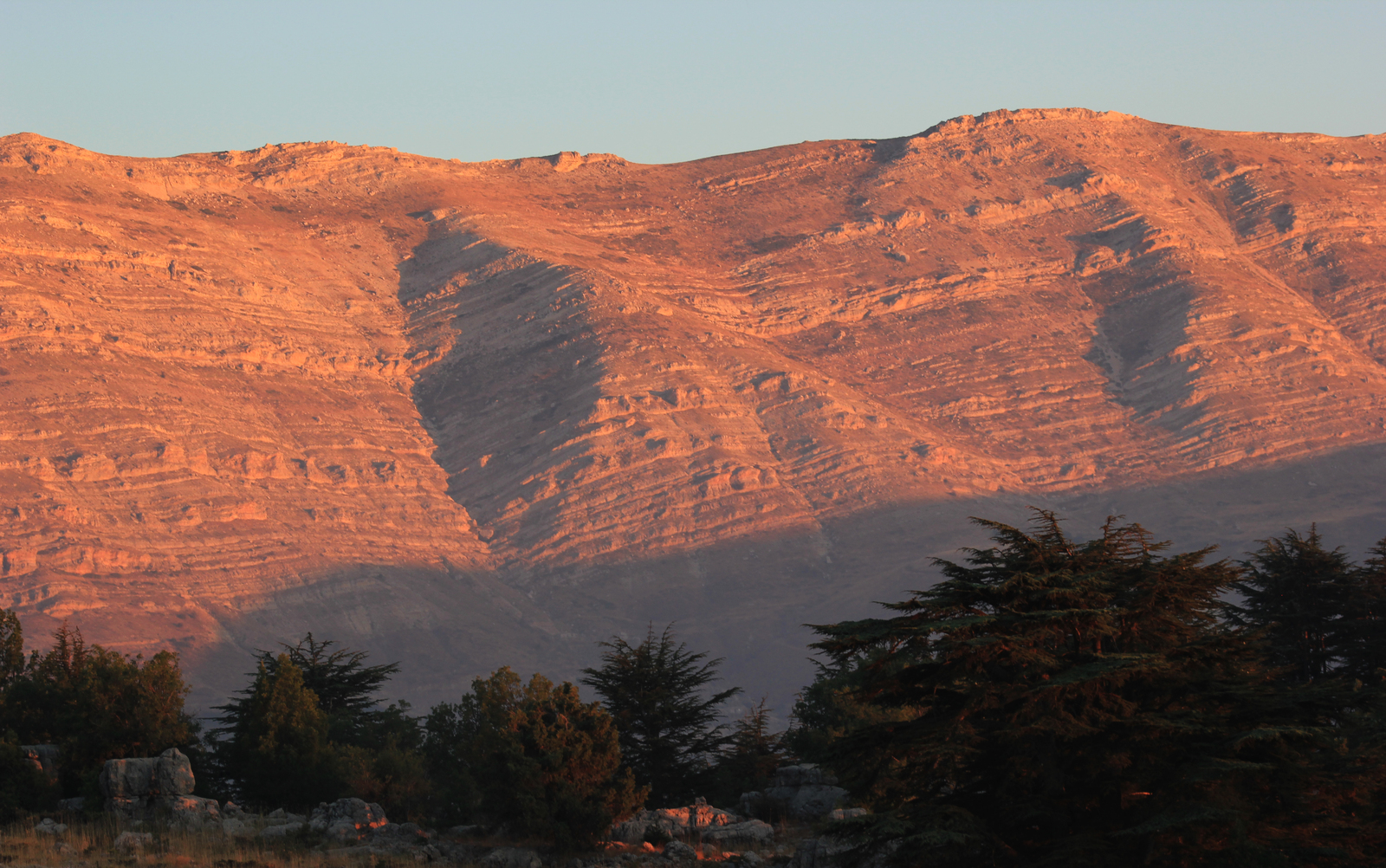 Lebanese nature reserve Tannurin. - My, The photo, Nature, The mountains, Height, Long away