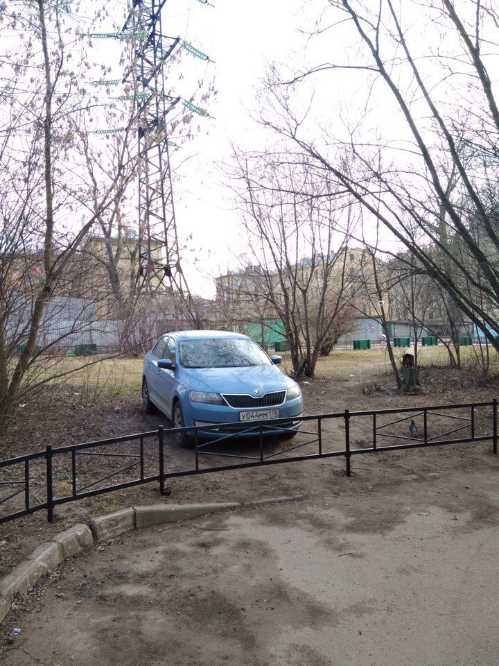 A fence was installed on Pargolovskaya... - Fence, Parking Wizard, Saint Petersburg, Not mine