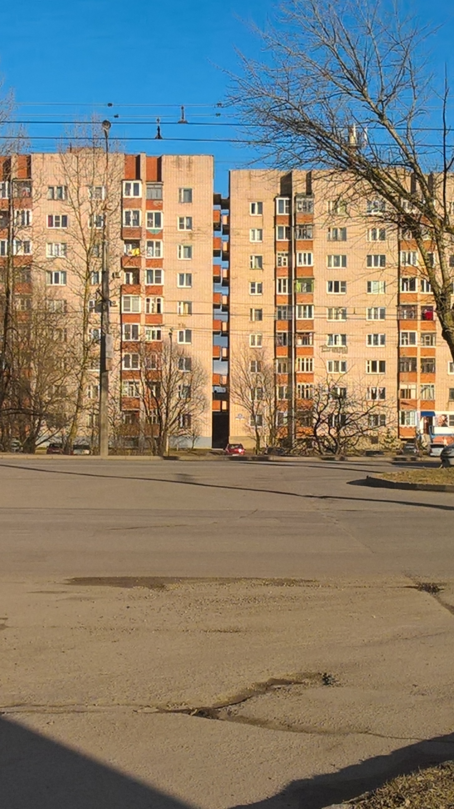 close neighborhood)) - My, Velikiy Novgorod, Balcony, Neighbours