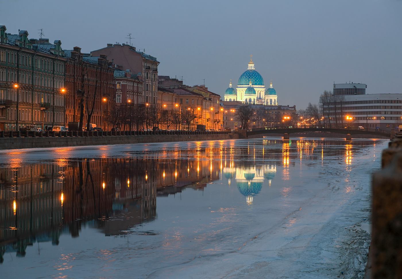 Набережная реки Фонтанки Санкт-Петербург ночью