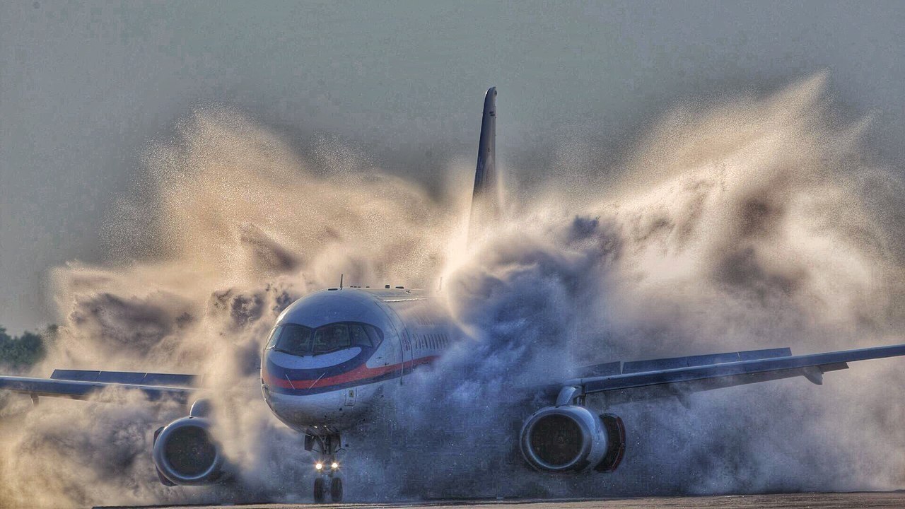 Суперджет - Авиация, Sukhoi Superjet 100, Сухой