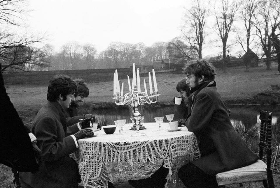 Битлы и традиционное английское чаепитие. - The Beatles, Старое фото, Фотография