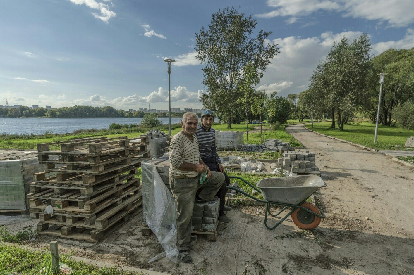 Я фотографировал гастарбайтеров - Моё, Фотография, Гастарбайтеры, Капотня