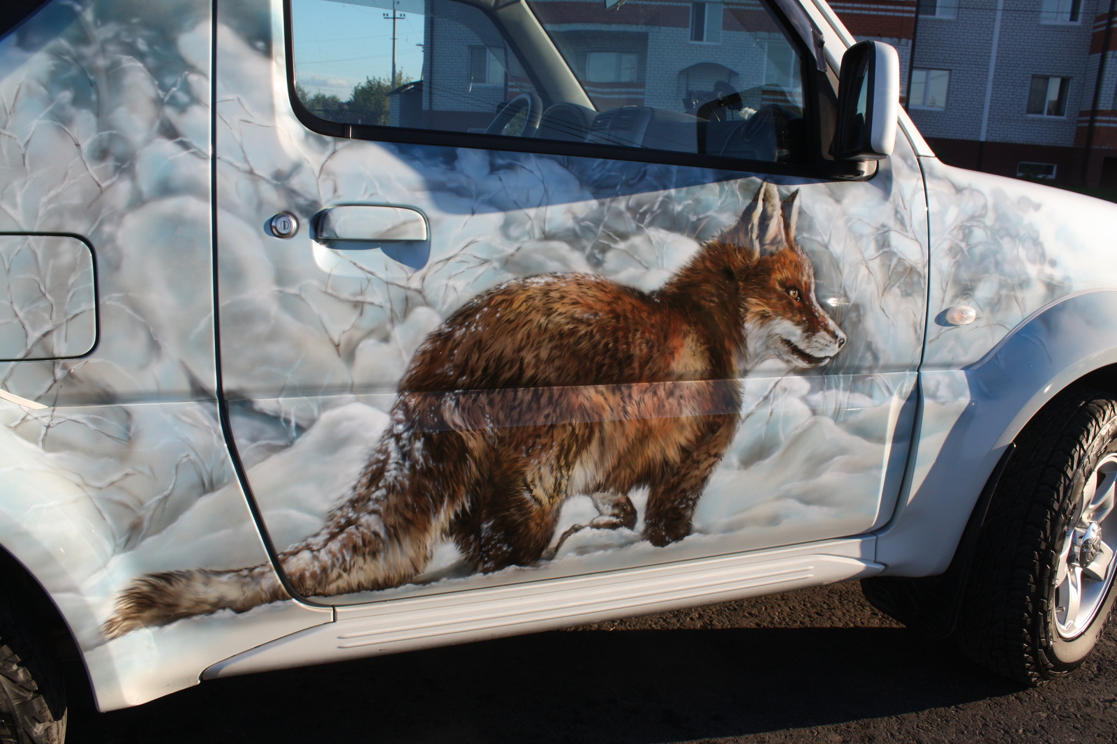 Fox aboard the Suzuki Jimny. - My, Airbrushing, Tyumenaero, Suzuki, , , Tyumen, Suzuki jimny, Longpost