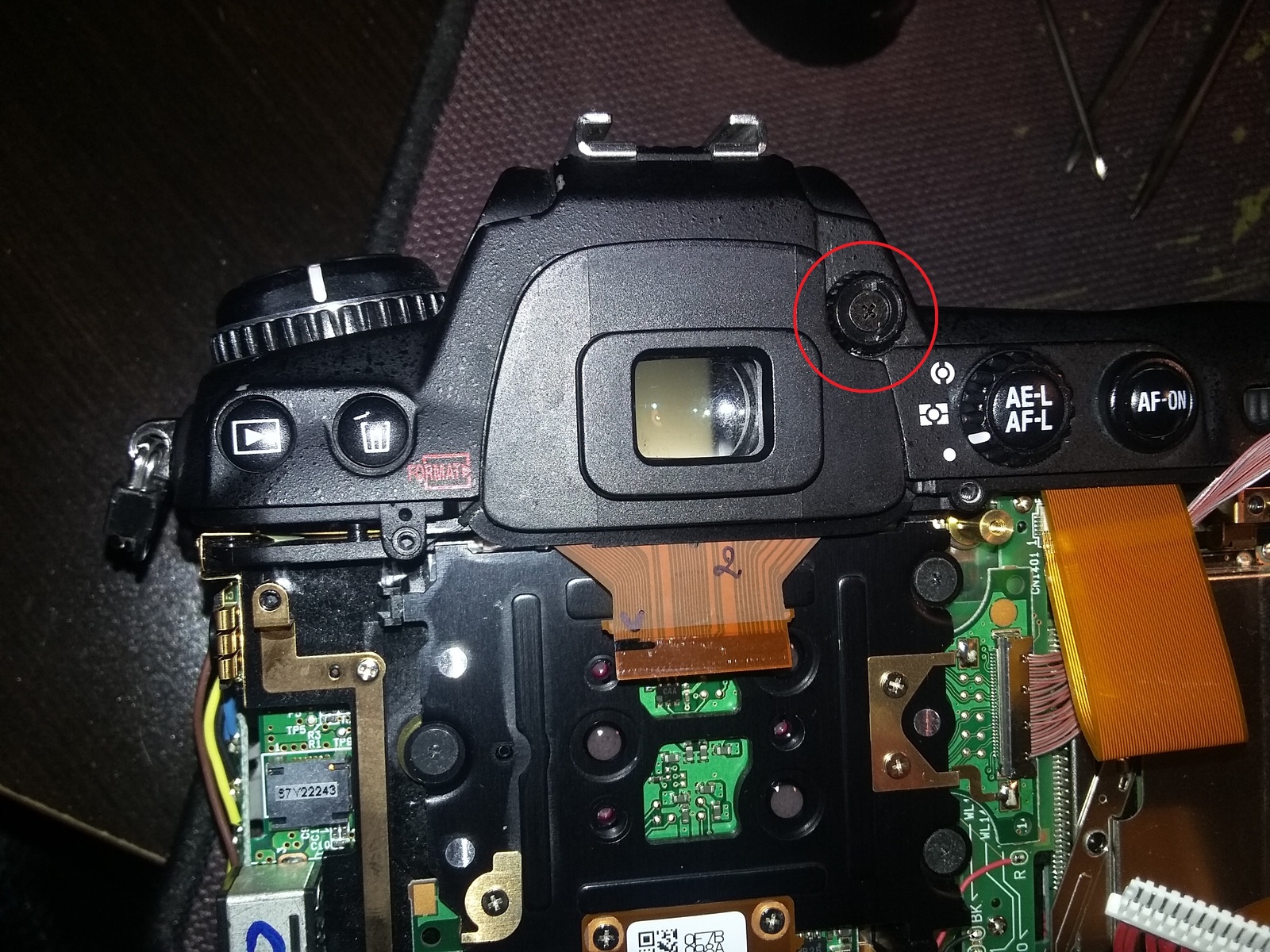 Nikon D300 - Elimination of mirror sticking. - My, Nikon d3000, Repair, Longpost