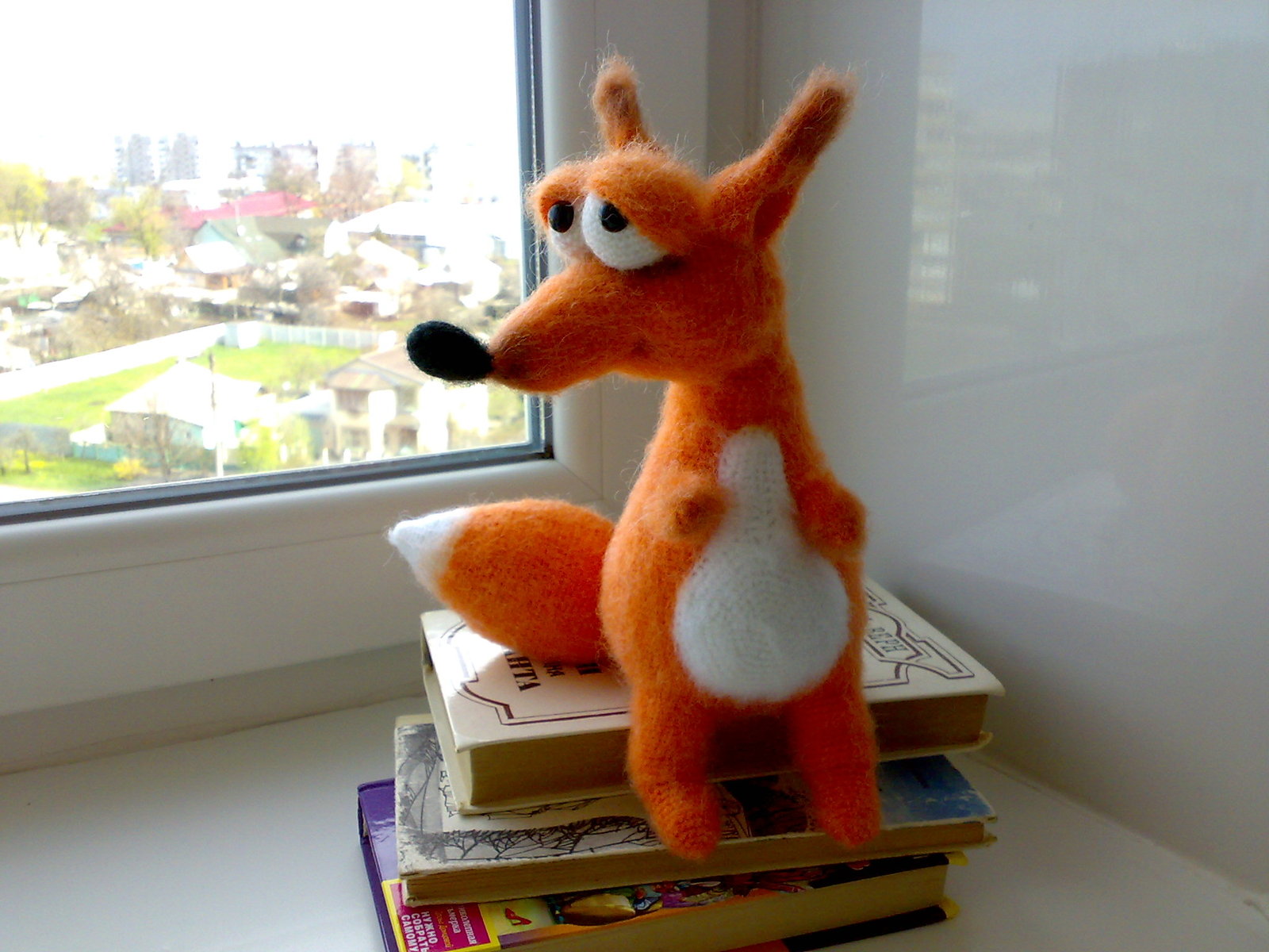 Thoughtful knitted fox with a cake - My, Knitting, Needlework, Needlework without process, Toys, Longpost