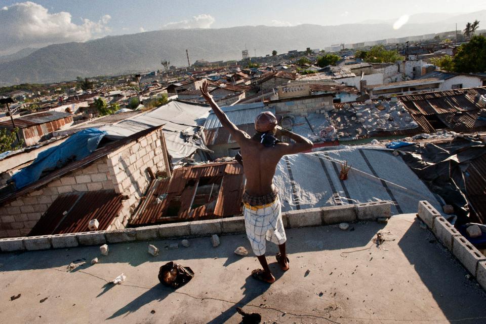 Dangerous life in Haiti, surrounded by poverty, banditry and voodoo - Longpost, Images, A life, Haiti, Voodoo People, 2003, Year, Under the cut more