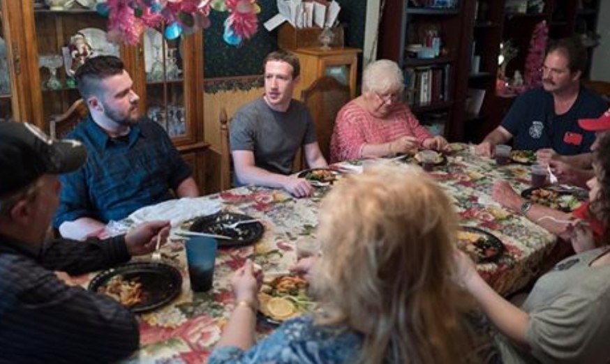 Zuckerberg surprised an American family from Ohio by visiting them for dinner. - Mark Zuckerberg, Dinner, Guests, Politics