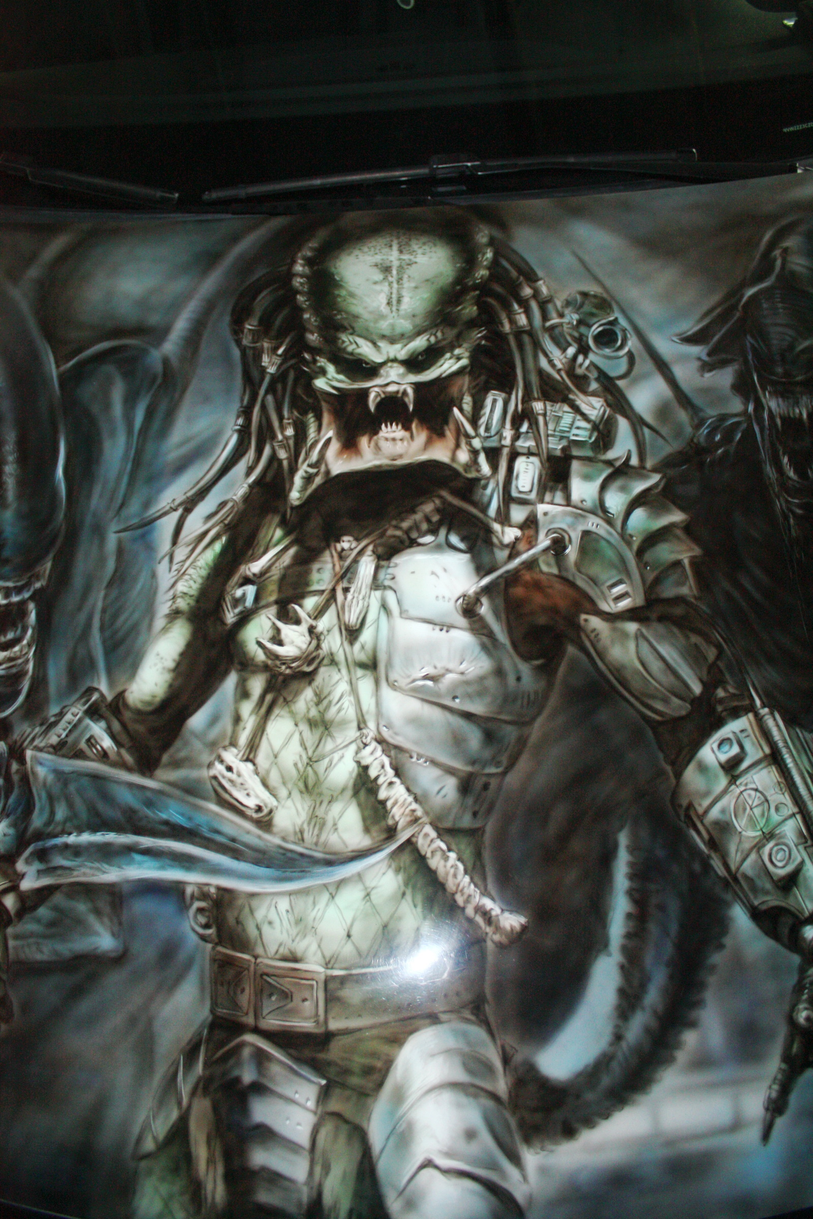 Airbrush Alien vs. Predator on the hood of the Volkswagen Passat - My, Avp, Airbrushing, Airbrushing72, Tyumen, Tyumenaero, Tyumenaero, Volkswagen, Volkswagen passat, Longpost, Alien vs. Predator