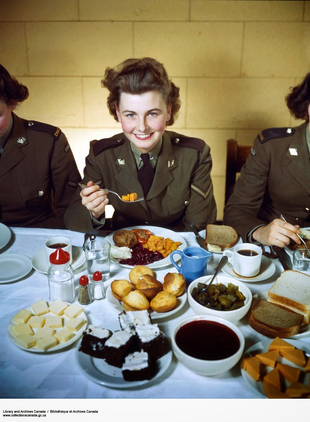 Canadian Women's Army Corps, World War II. - The Second World War, Girls, Army, A uniform, Canada, Retro, Longpost