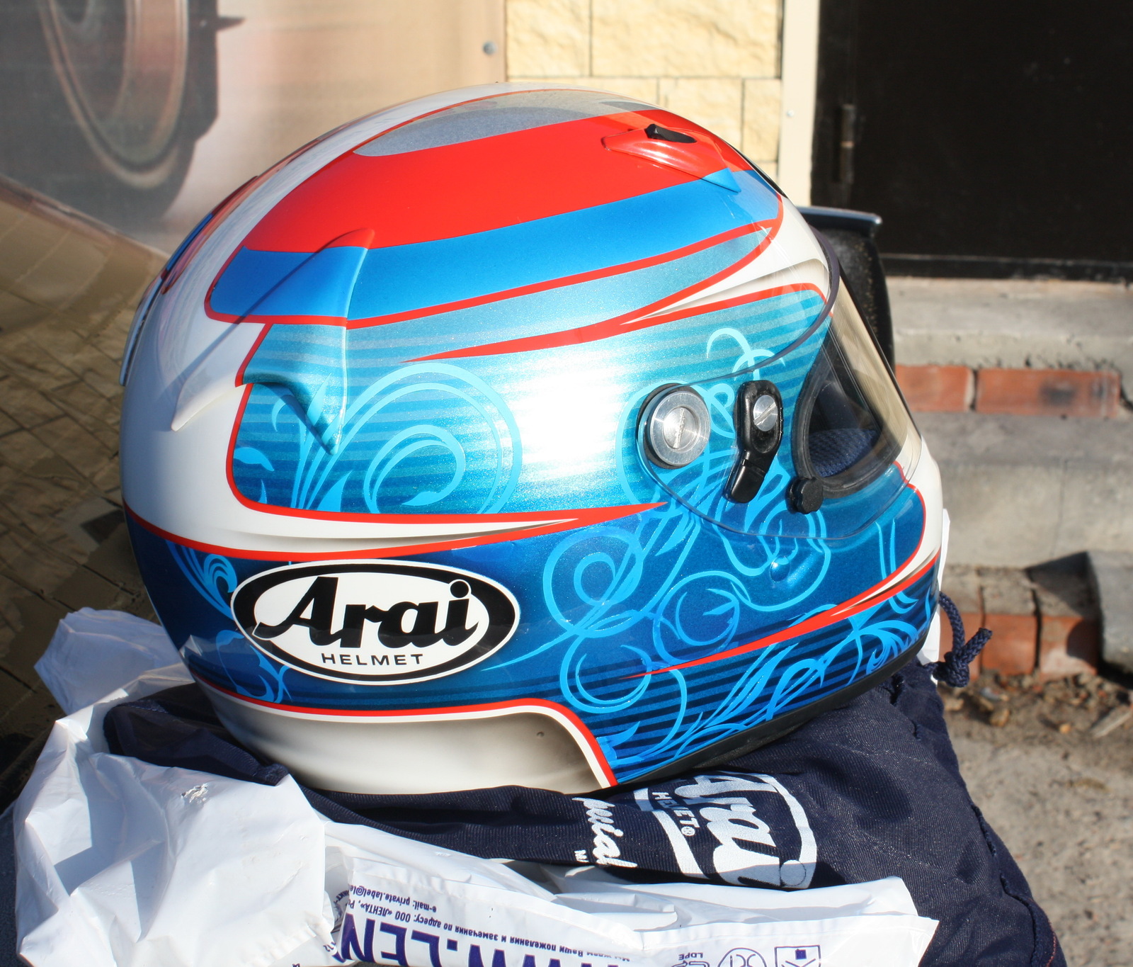 A little (2 helmets but a lot of photos) airbrushing on karting helmets (part 2) - My, Airbrushing, Airbrushing on the helmet, Arai, Karting, Tyumen, Airbrushing72, Tyumenaero, Longpost