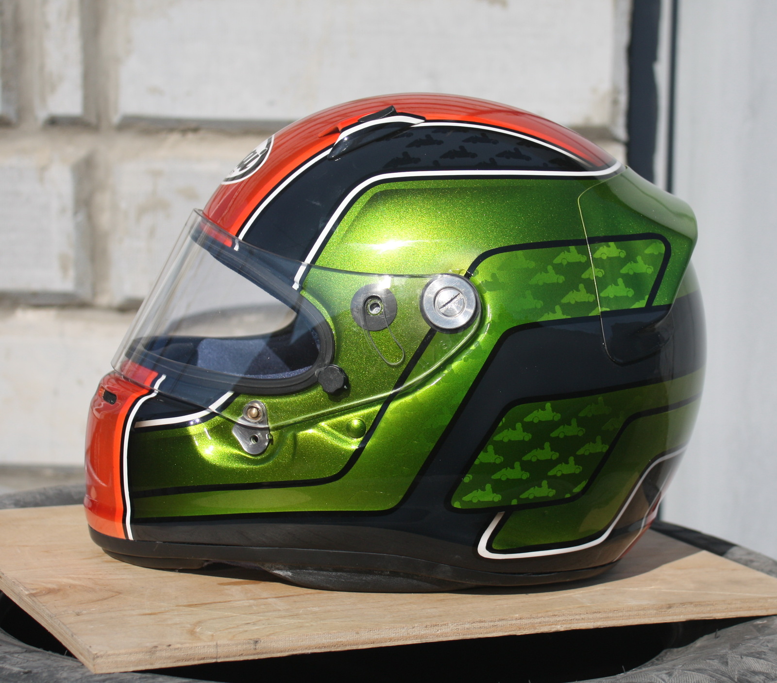 A little (2 helmets but a lot of photos) airbrushing on karting helmets (part 2) - My, Airbrushing, Airbrushing on the helmet, Arai, Karting, Tyumen, Airbrushing72, Tyumenaero, Longpost