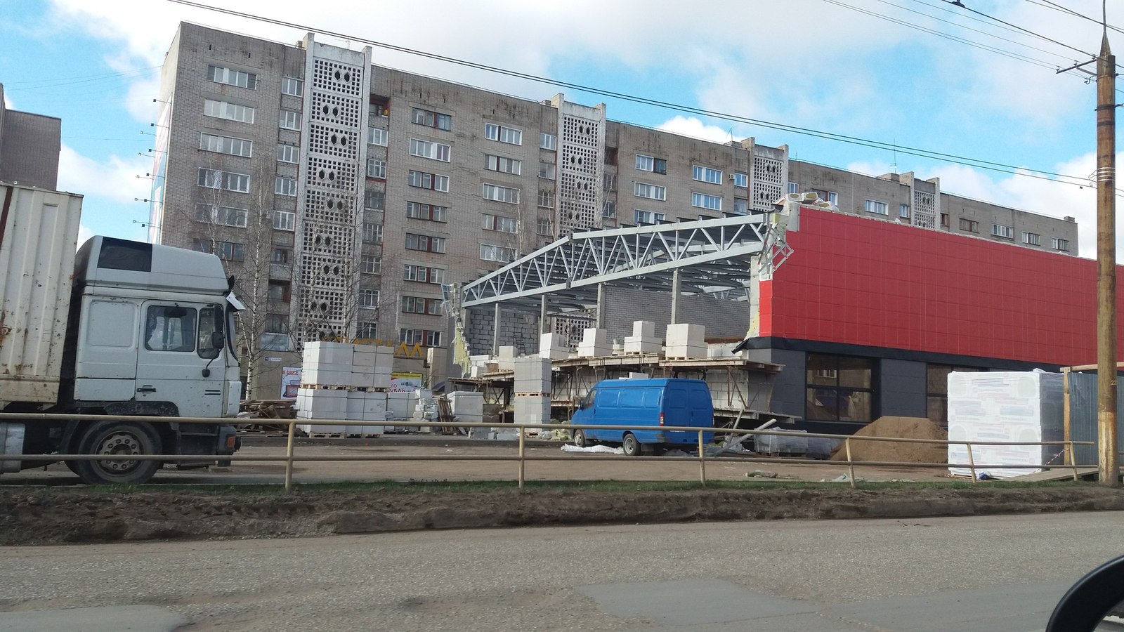 A sports complex under construction in Kirov collapsed - Kirov, Collapse, Building, Jamshut, Incident, Video, Longpost