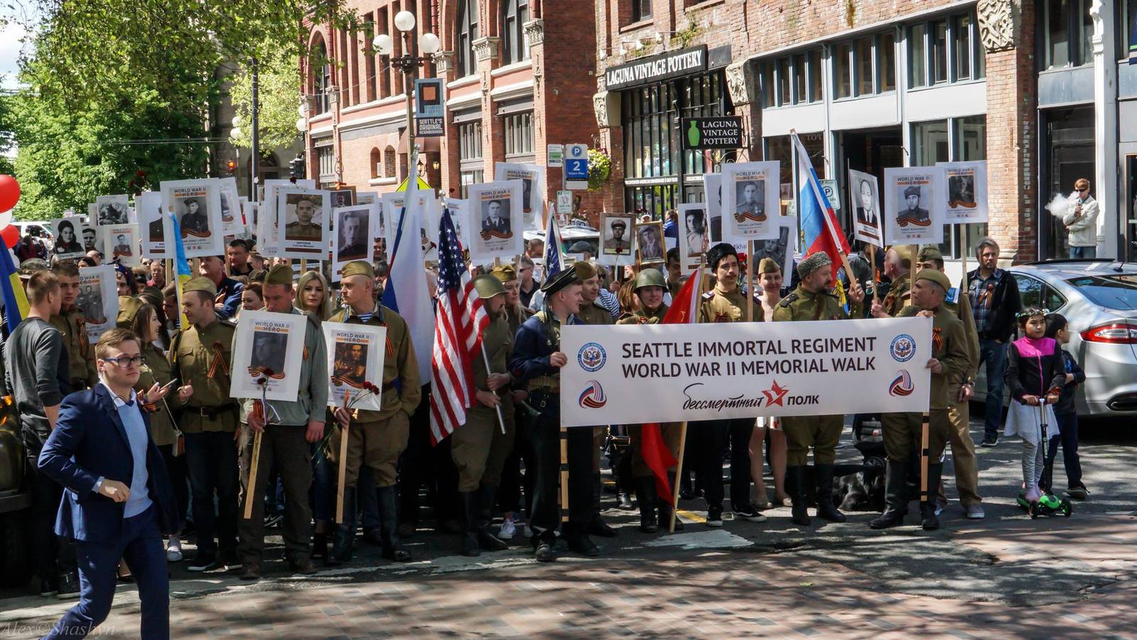 The Immortal Regiment marches through Seattle. - Immortal Regiment, USA, Seattle, 2017, Video, Longpost, May 9, May 9 - Victory Day