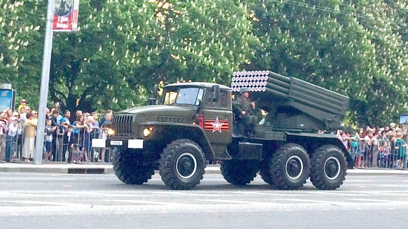 Victory Parade: made in Donetsk. - Donetsk, May 9, parade rehearsal, DPR, Longpost, May 9 - Victory Day