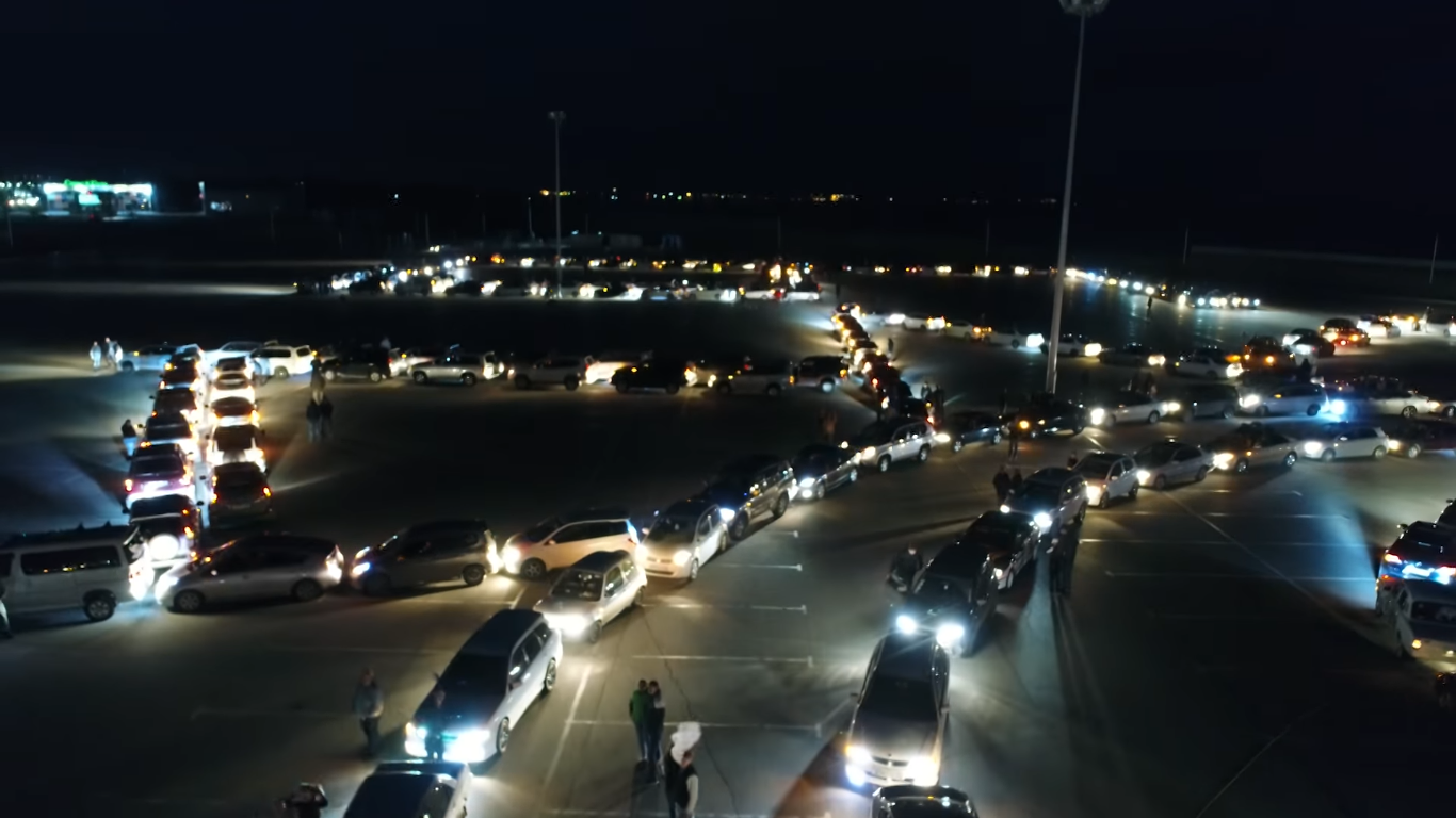 Amazing flash mob in honor of the GREAT VICTORY. Khabarovsk. - Auto, , Khabarovsk, To be remembered, May 9, 2017, May 9 - Victory Day