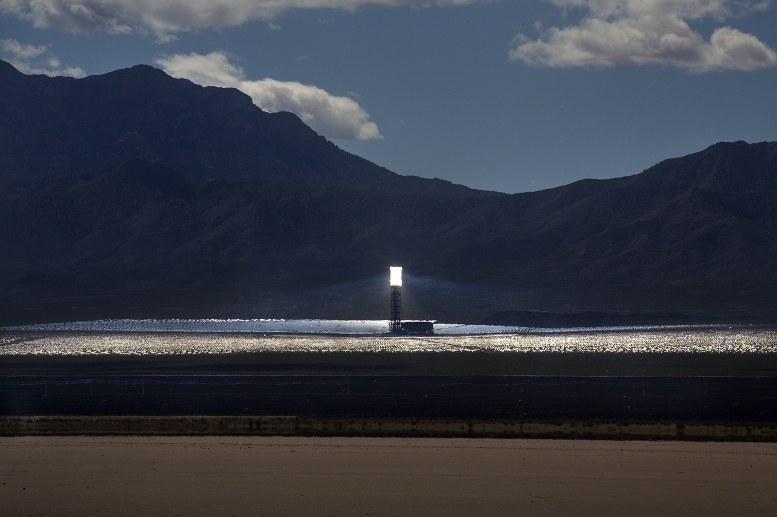 Ivanpah - My, California, Standartstudio, Energy, , , Longpost