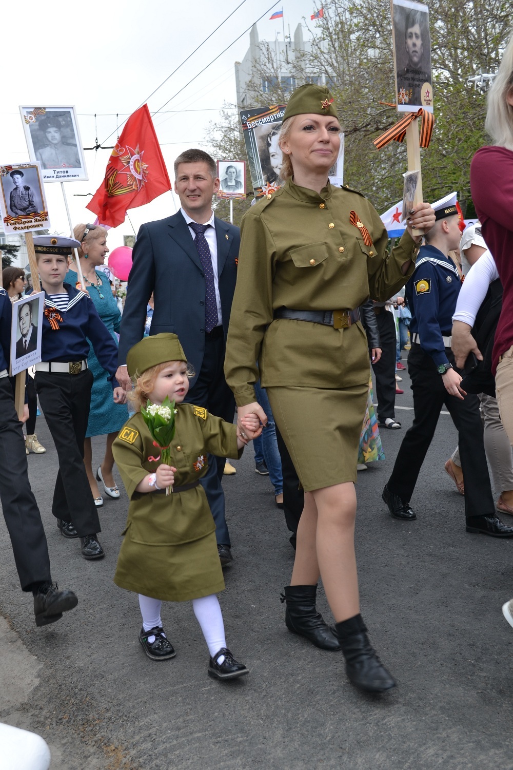 Immortal regiment in Sevastopol - My, Victory parade, Sevastopol, Immortal Regiment, Longpost